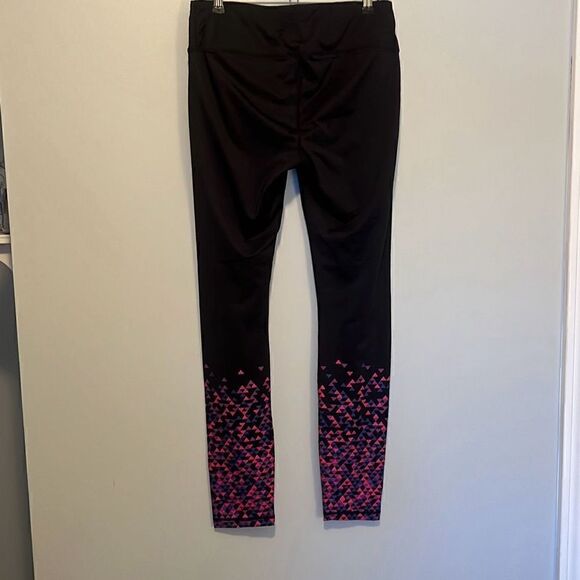 Reebok Women's Retro Triangle Print Athletic Leggings - Picture 4 of 6
